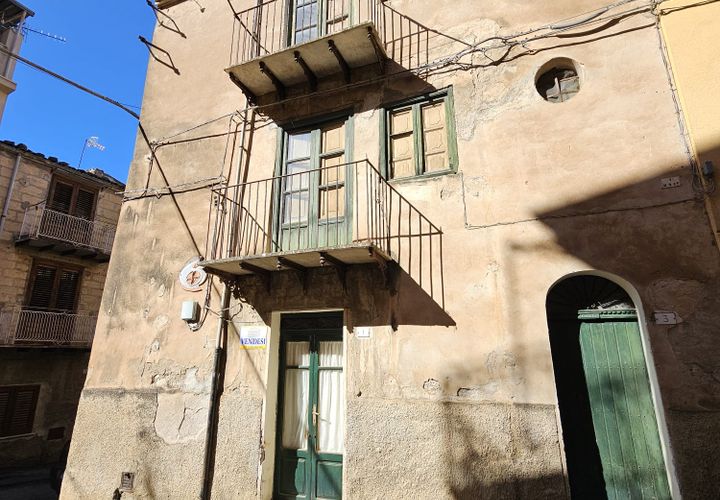 Landsbyhus i Collesano, Palermo, Collesano - € 27.000 | Ref: 10613 - foto 1